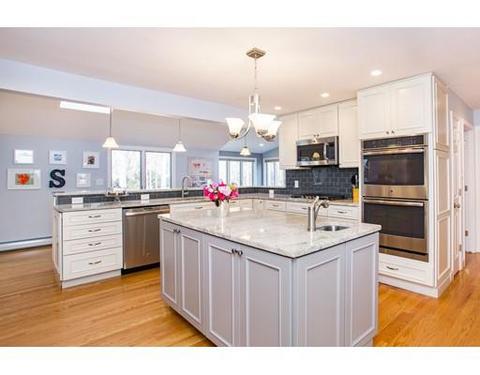 20 Surrey Ln, Needham, MA 02492 photo 13