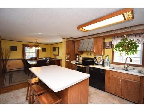 35 Driftwood Rd, Springfield, MA 01128 photo 18
