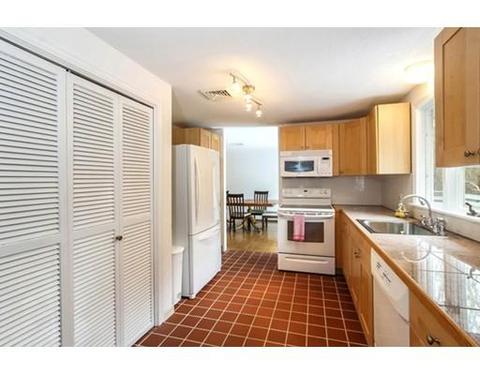 92 Lakeside Dr E, Barnstable, MA 02630 photo 11