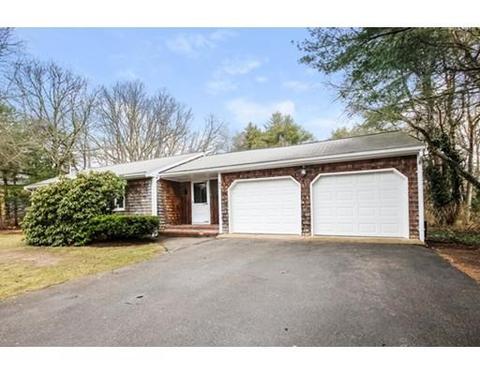 92 Lakeside Dr E, Barnstable, MA 02630 photo 3