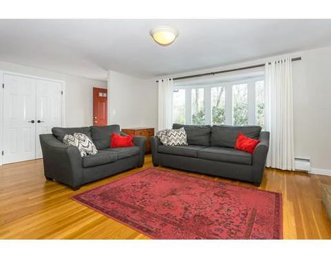 7 Hampton Rd, Sharon, MA 02067 photo 2