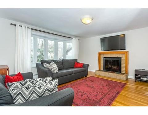 7 Hampton Rd, Sharon, MA 02067 photo 3