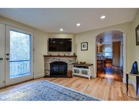395 Charles River St, Needham, MA 02492 photo 8