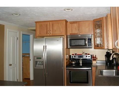 30 Kenneth Rd, Easthampton, MA 01027 photo 12