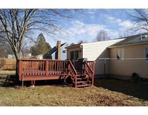 30 Kenneth Rd, Easthampton, MA 01027 photo 3