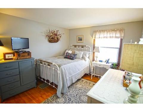 47 E Drumlin Rd, Springfield, MA 01108 photo 12