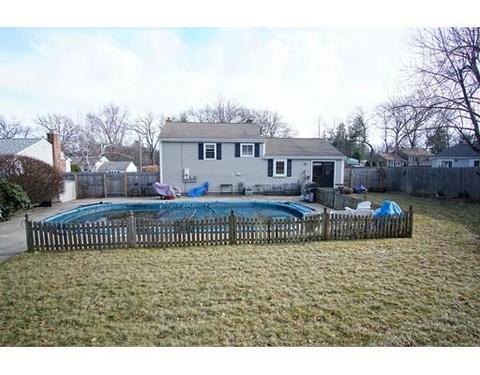 47 E Drumlin Rd, Springfield, MA 01108 photo 24