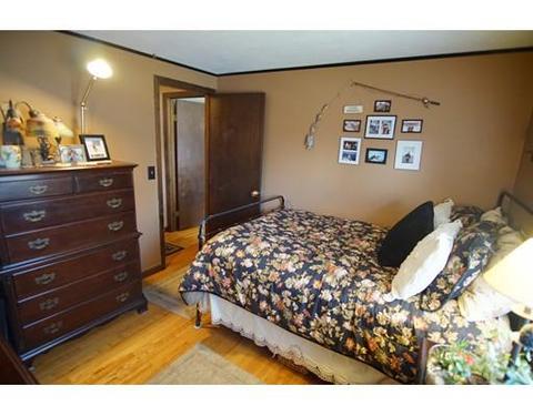47 E Drumlin Rd, Springfield, MA 01108 photo 16