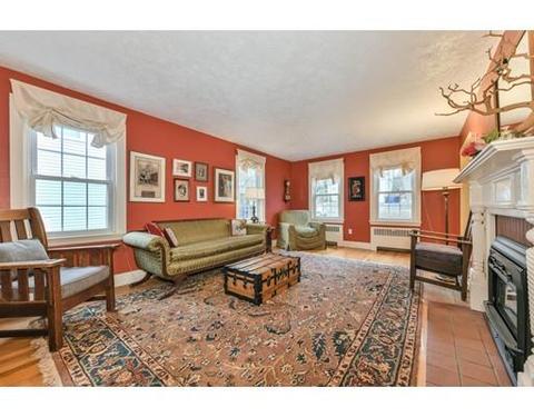 62 Risley Rd, Brookline, MA 02467 photo 3