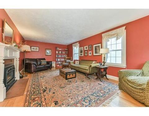 62 Risley Rd, Brookline, MA 02467 photo 2
