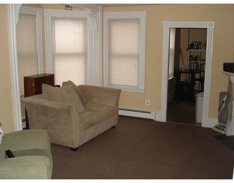 24 Argyle St, Everett, MA 02149 photo 3