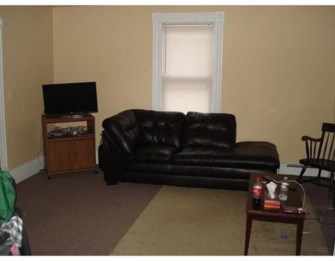 24 Argyle St, Everett, MA 02149 photo 4