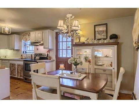 3 Forest Rd, Acton, MA 01720 photo 5