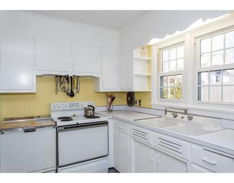 67 Old Brook Rd, Springfield, MA 01118 photo 15
