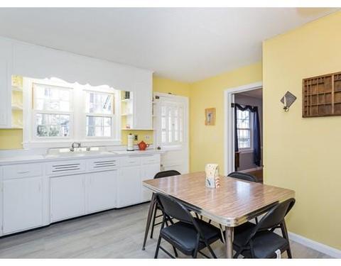 67 Old Brook Rd, Springfield, MA 01118 photo 12