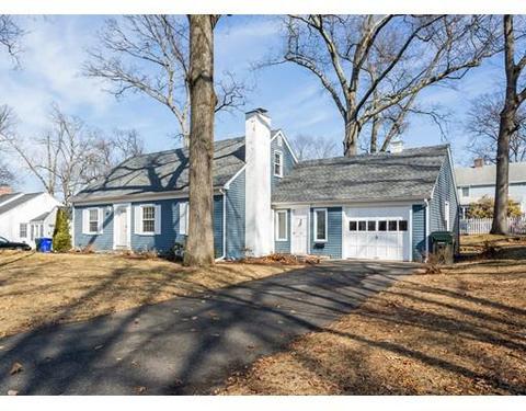 67 Old Brook Rd, Springfield, MA 01118 photo 2