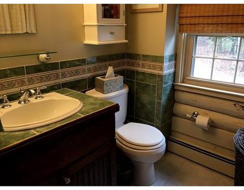 15 Asylum St, Mendon, MA 01756 photo 18
