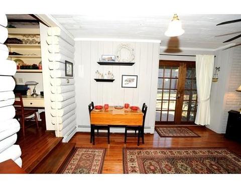 15 Asylum St, Mendon, MA 01756 photo 6