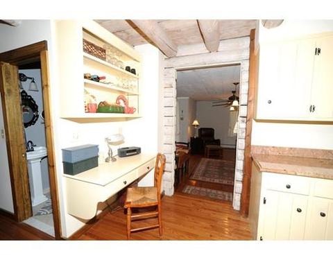 15 Asylum St, Mendon, MA 01756 photo 5