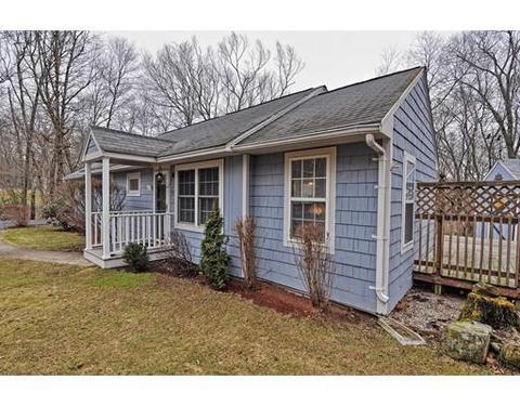 166 Providence St, Mendon, MA 01756 photo 2