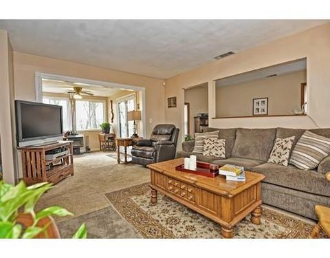 166 Providence St, Mendon, MA 01756 photo 9