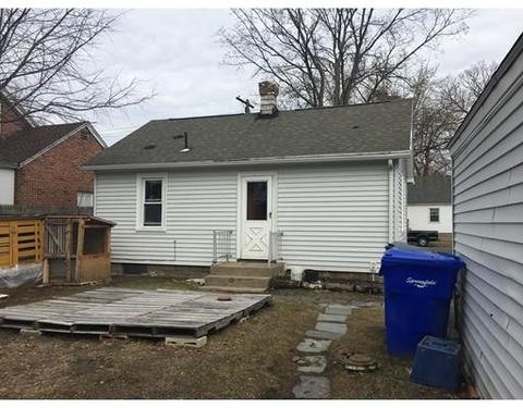54 Michigan St, Springfield, MA 01151 photo 3