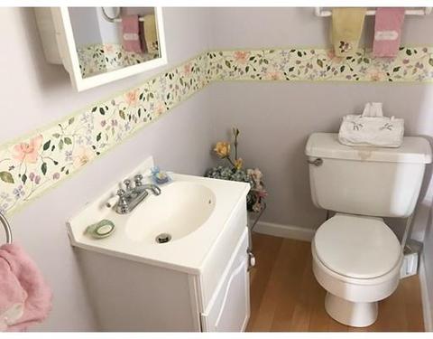 49 Lawrence St, Danvers, MA 01923 photo 14