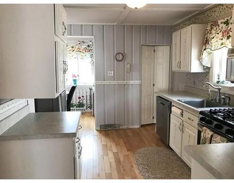 49 Lawrence St, Danvers, MA 01923 photo 4