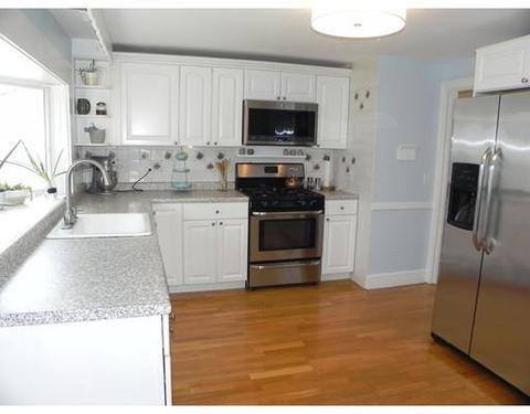 3 Burley St, Danvers, MA 01923 photo 12