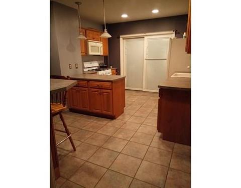 95 Alvin St, Springfield, MA 01104 photo 3