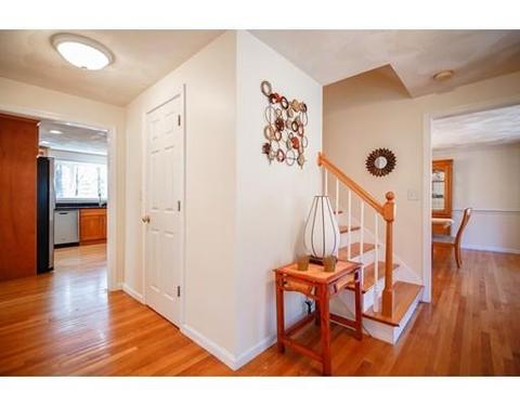 2 Old Mill Ln, Reading, MA 01867 photo 3