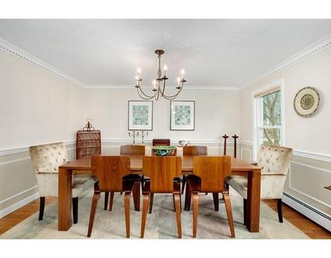 11 Bubbling Brook Rd, Walpole, MA 02081 photo 3