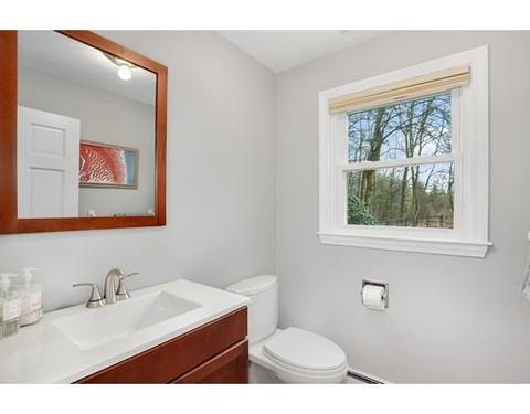 11 Bubbling Brook Rd, Walpole, MA 02081 photo 8