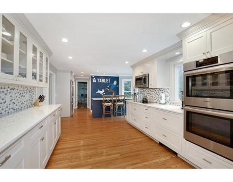 11 Bubbling Brook Rd, Walpole, MA 02081 photo 15