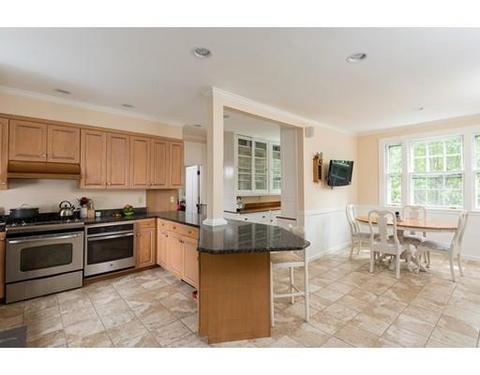 986 High St, Dedham, MA 02026 photo 8