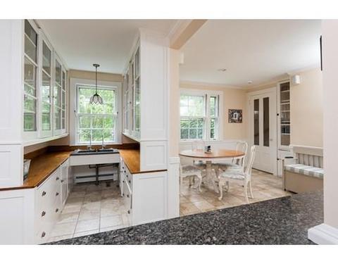 986 High St, Dedham, MA 02026 photo 9