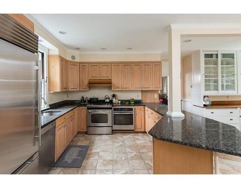 986 High St, Dedham, MA 02026 photo 7
