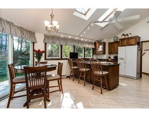 10 Kenneth Ave, Webster, MA 01570 photo 8