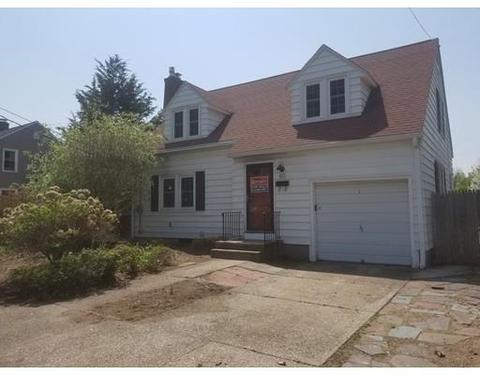 60 Oregon St, Springfield, MA 01118 photo 1