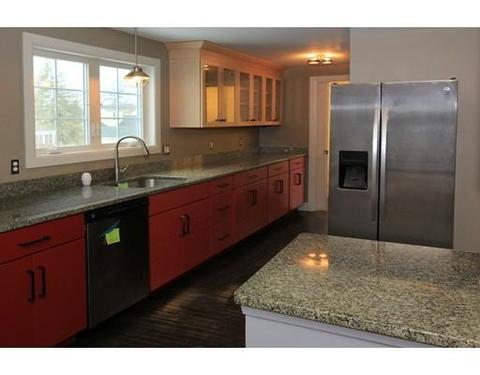 60 Oregon St, Springfield, MA 01118 photo 6