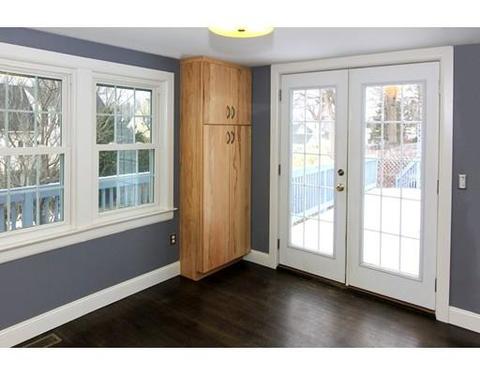 60 Oregon St, Springfield, MA 01118 photo 3