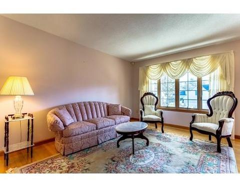15 Corning St, Springfield, MA 01108 photo 4