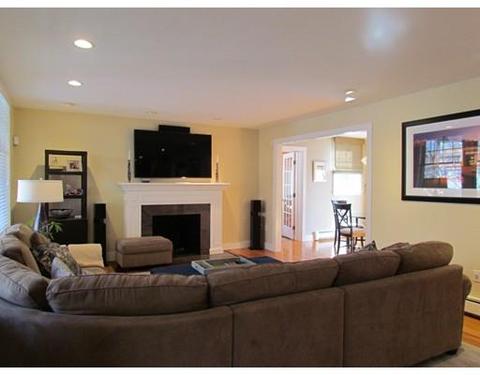 74 Thornton Rd, Needham, MA 02492 photo 4