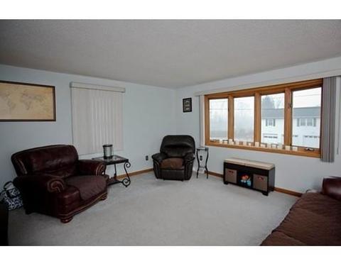 21 Harrison Ave, Chicopee, MA 01020 photo 12