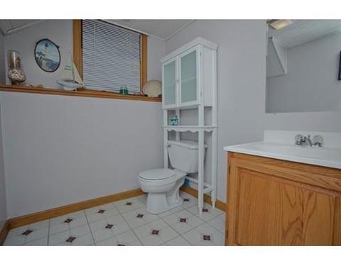 21 Harrison Ave, Chicopee, MA 01020 photo 23
