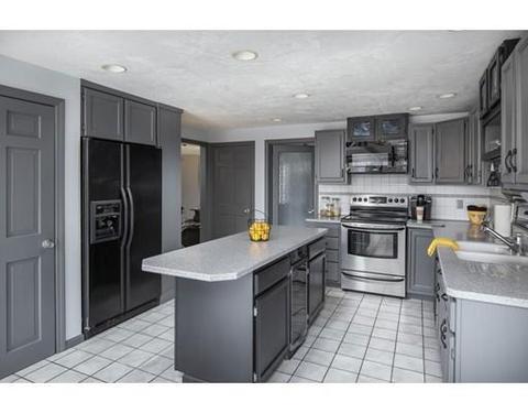13 Thayer St, Upton, MA 01568 photo 9
