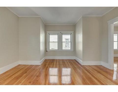 28 Birch St, Everett, MA 02149 photo 5