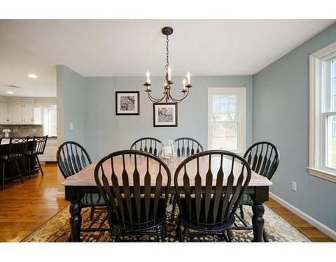 4 Berkley Cir, Hingham, MA 02043 photo 6
