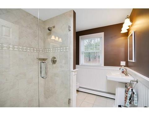 4 Berkley Cir, Hingham, MA 02043 photo 14