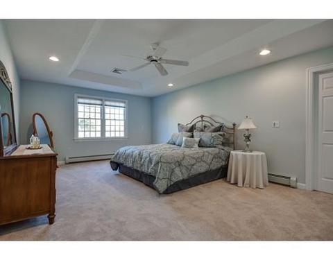 35 Falcon St, Needham, MA 02492 photo 17